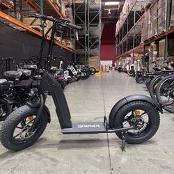 Electric scooter with large tires