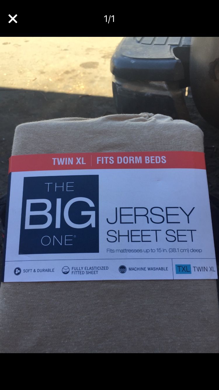 Twin xL jersey sheet set