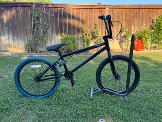 Haro Downtown 20” BMX Bike – Black/Blue