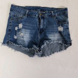 Women's Distressed Frayed Hem Denim Shorts XL
