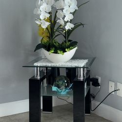 Two Side Table 