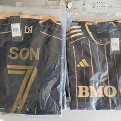LAFC LOS ANGELES SOCCER JERSEY $40. CASH PLEASE!!!
