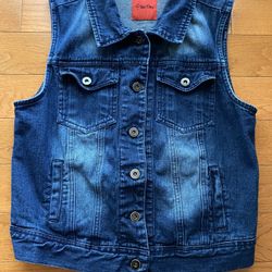 Women’s Sleeveless Denim Vest