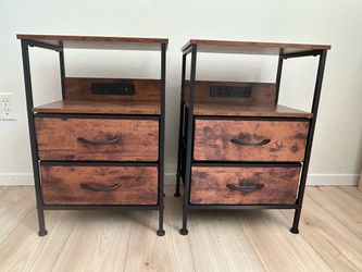 New set of 2 nightstands