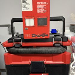 Milwaukee M18 Fuel Packout Vacuum + Extra Wet Filter - no battery
