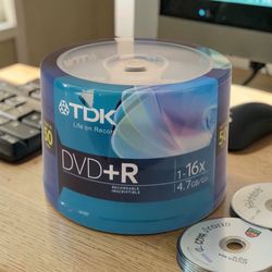 TDK DVD+R 16x 4.7 GB 50 Pack Spindle Recordable Writer 1-16x 4.7GB/ New Sealed. This item is a 50-pack spindle of TDK DVD+R blank recordable discs. Ca