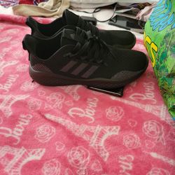 Adidas "BOUNCE" Size 8