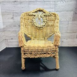 Vtg GANZ Cottage Collectibles WICKER RATTAN Small ARM CHAIR for Dolls Bears 
