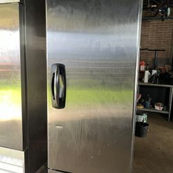 NORLAKE  REFRIGERATOR 
