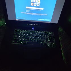 Alienware Gaming Laptop Computer 2017 15 R3