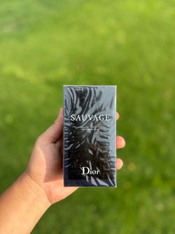 Dior sauvage men’s cologne