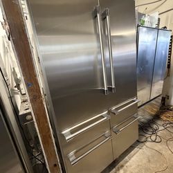 48” THERMADOR BUILT IN REFRIGERATOR STAINLESS STEEL