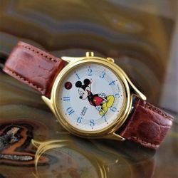 Vintage LORUS By Seiko Mickey Mouse  Watch