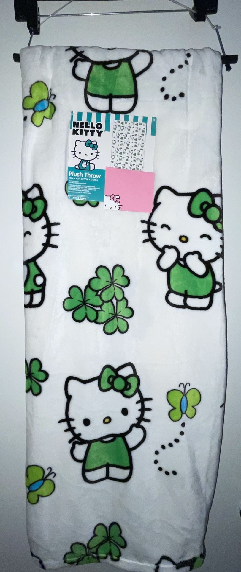 Hello Kitty blanket