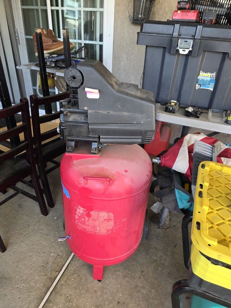 Large Air Compressor Working 