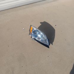 12 To 17 Headlight Buick Verano Passenger ( Oem)