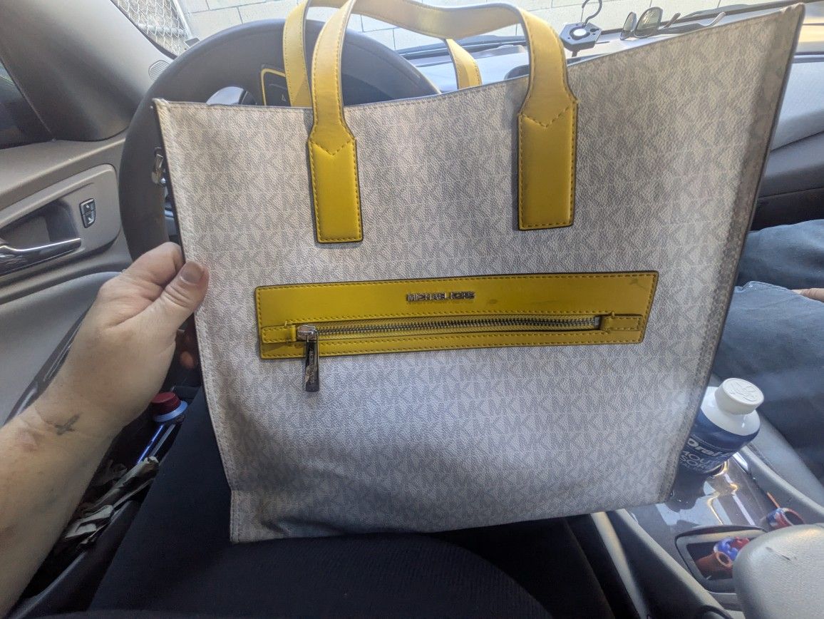 Michael Kors Shoulder and Hand Bag