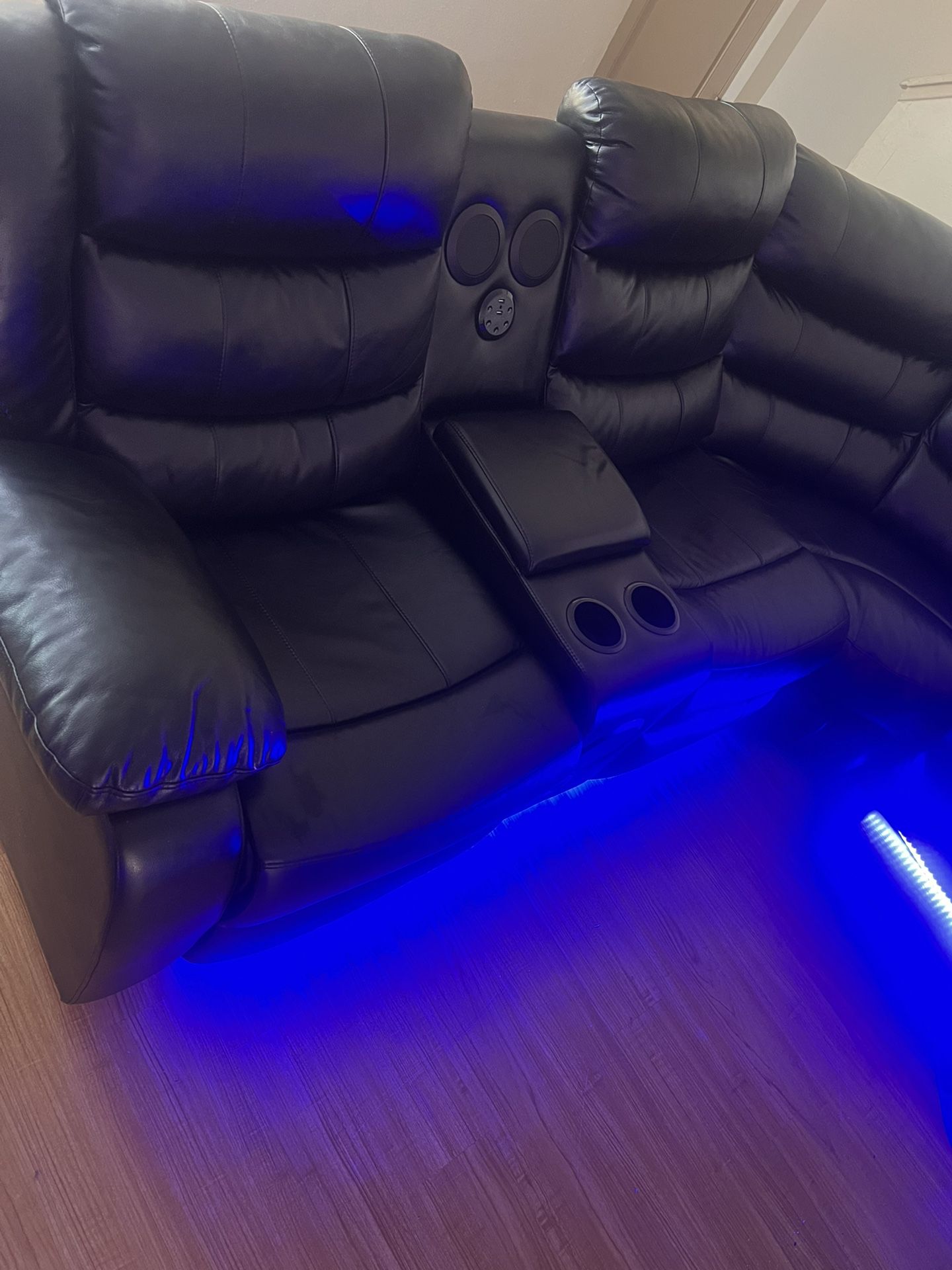 New Couch Section Sofa /w Bluetooth Speaker