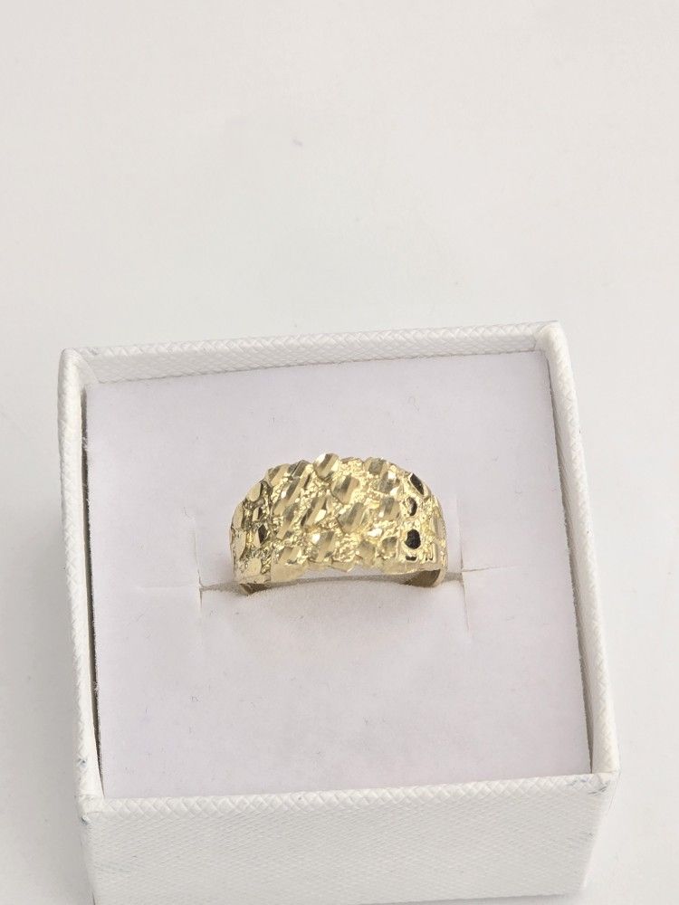 10kt Real Gold Nugget Ring Size 8