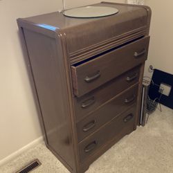 Dresser, 4 Drawer