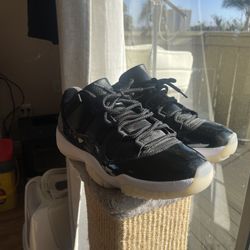 Jordan 11 Retro Low 72-10