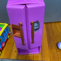 Mini fridge for generation doll {contact info removed}