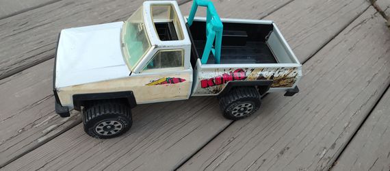 Nylint Metal Toy Pick up