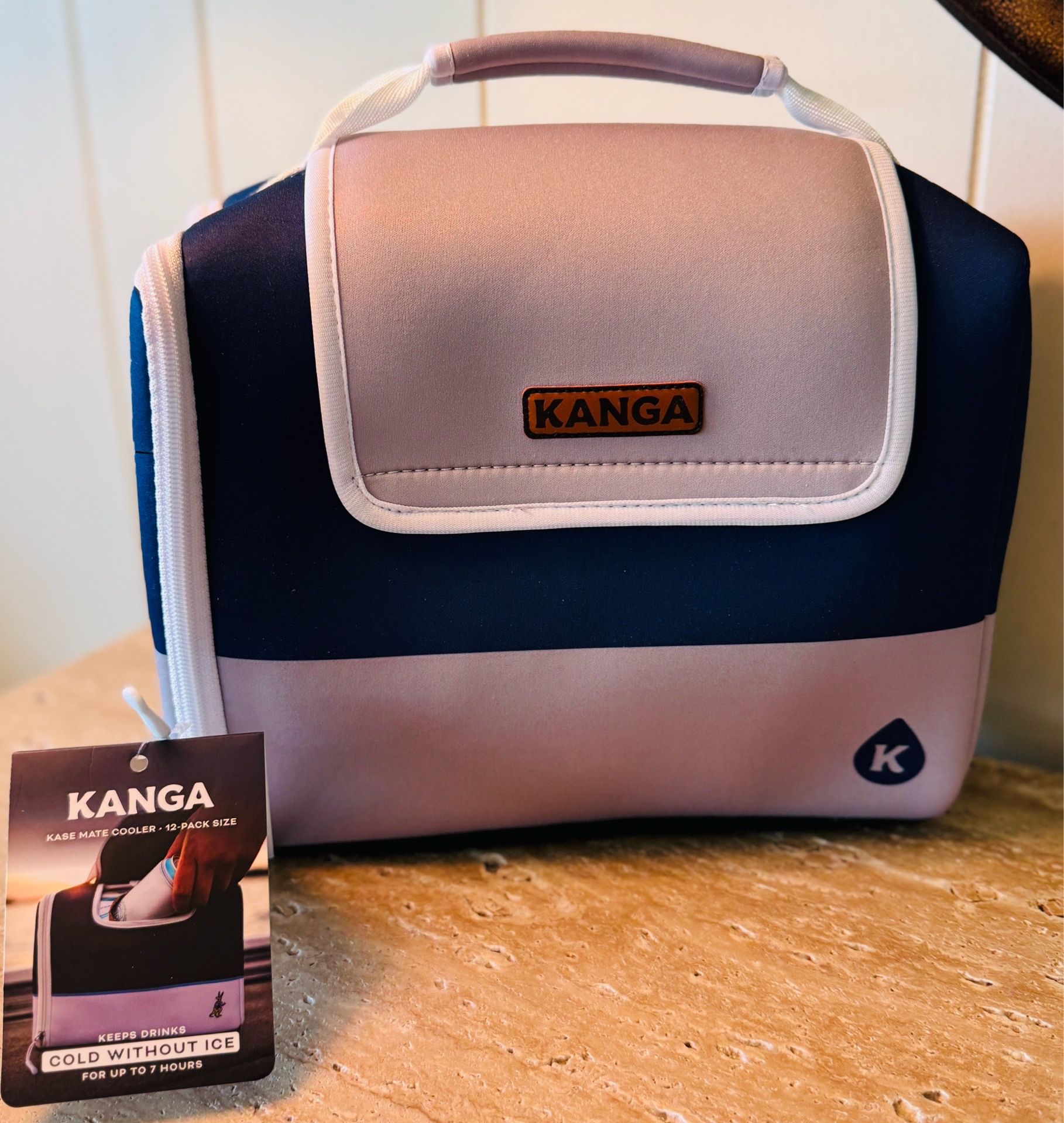 KANGA Kase Mate COOLER 12 Pack Size NWT Neptune