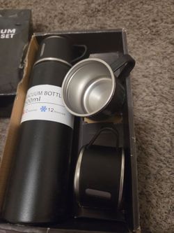 Stainless steal flask set