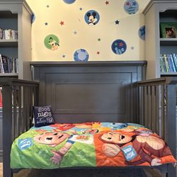 4 In 1 Child Craft Crib With Mattress 