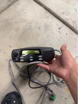 Motorola CDM1250 Mobile Two-Way Radio With Wiring - Used