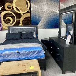 Queen Size Bedframe Set $899