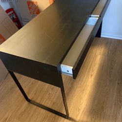Desk  55$