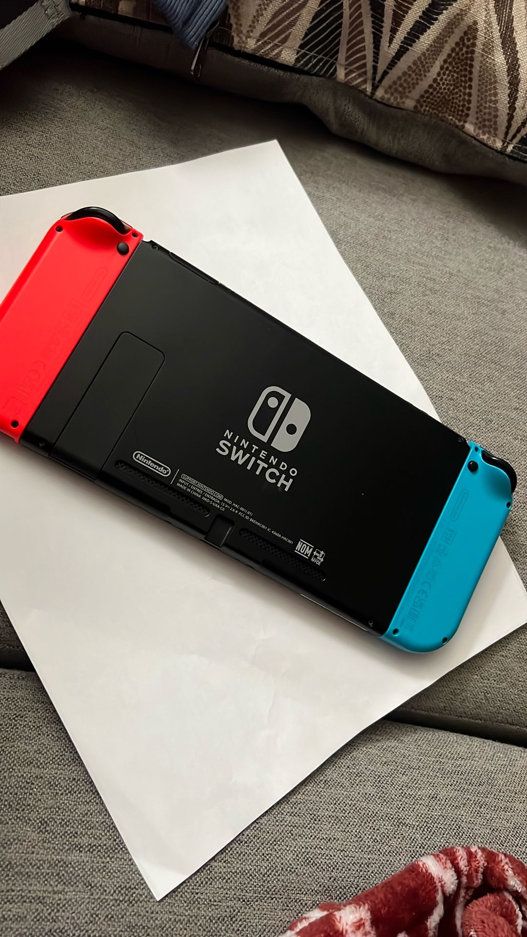 Nintendo Switch 