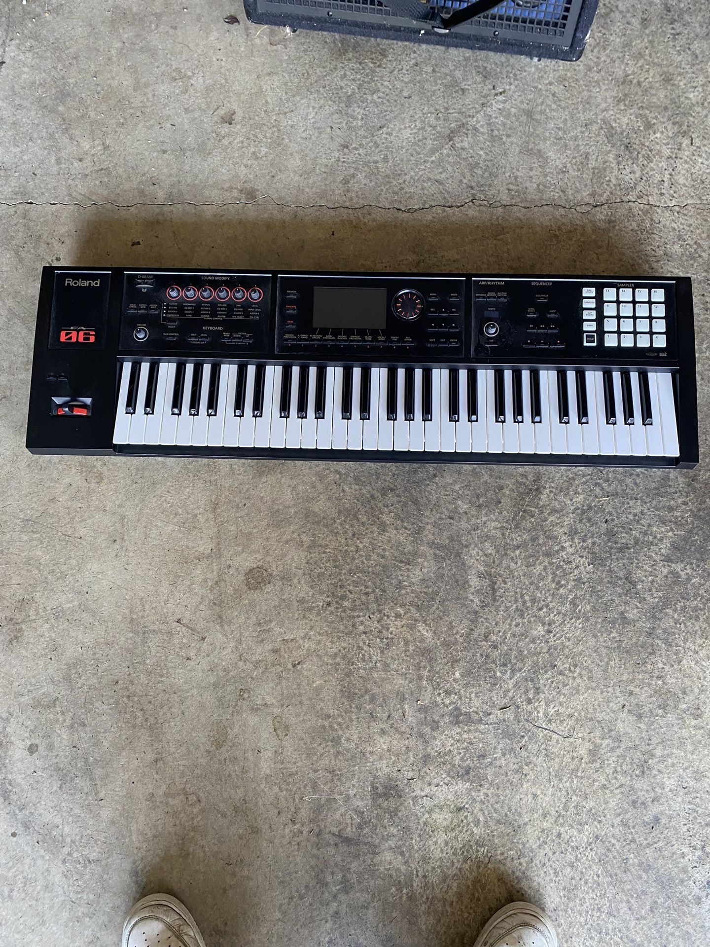 Roland Keyboard And Amp