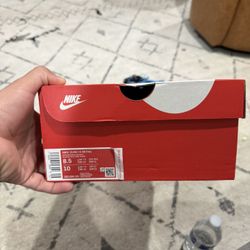 Nike Dunk High Retros 8 1/2 White Orange Blaze