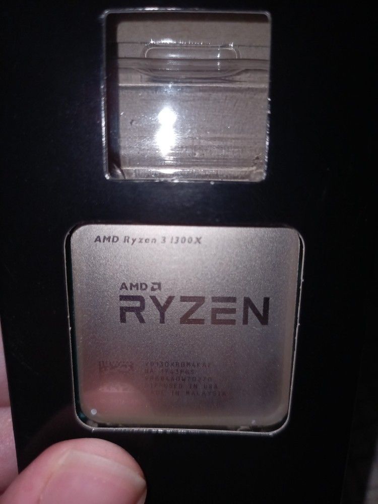 AMD Ryzen 3 1300X with CPU Cooler