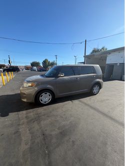 Scion toyota 2012 clean title