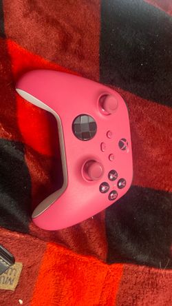 Pink Bluetooth Xbox controller