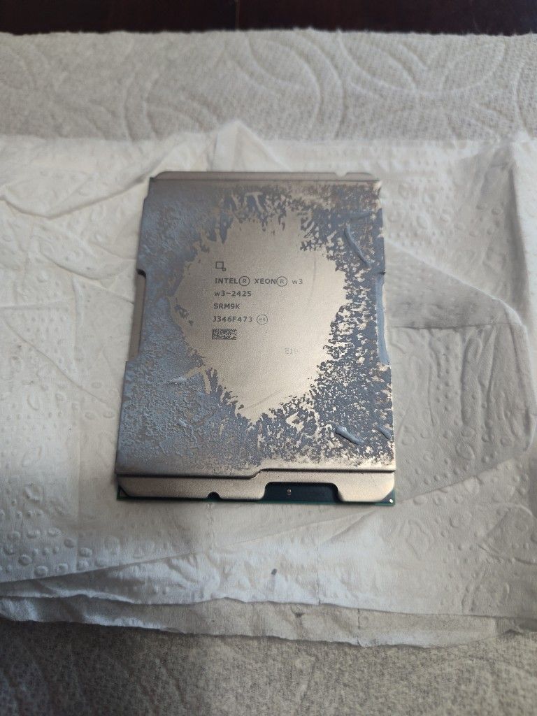 Vendo: Memorias, Laptops,PC ,Cpu, SSD .