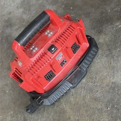 Milwaukee multi charger excellent condition 100$