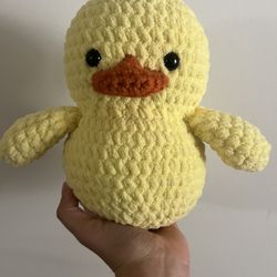 Crocheted Chick Plushie🐣