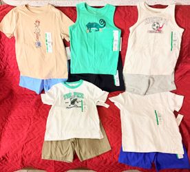 Ropa de niño Size 5T