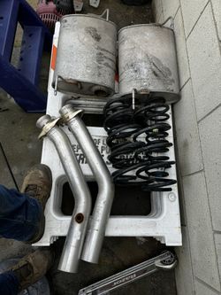 Stock Exhaust and Spring Coils for a 2006 Mustang GT