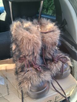 Asyllum Rhea Arctic Furry Boots