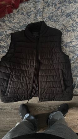 Short sleeve puffer