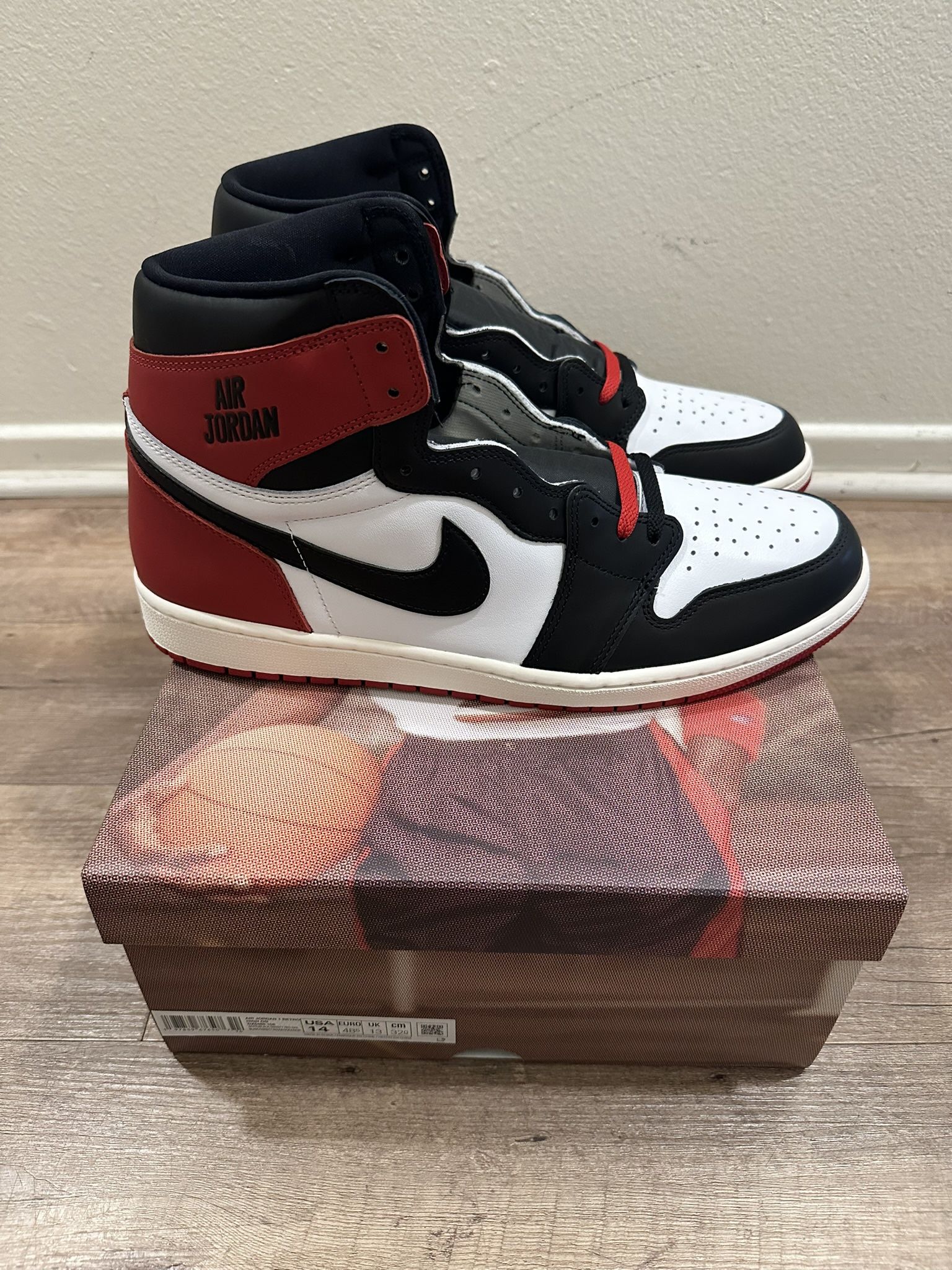 New Men’s Jordan 1 High Black Toe Reimagined Size 14