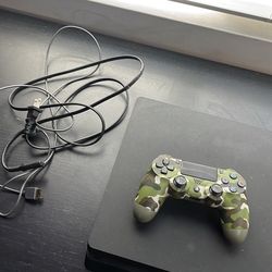 PS4 slim w/ controller