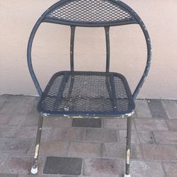 Vintage Salterini Style Metal Folding Lawn Chair 