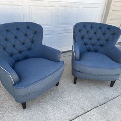 Set of 2 tufted living room accent chairs with nailhead trim - BRAND NEW